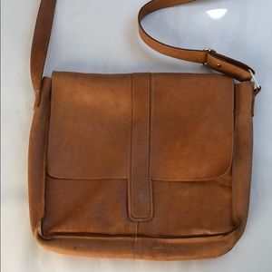 Soft leather light brown shoulder bag